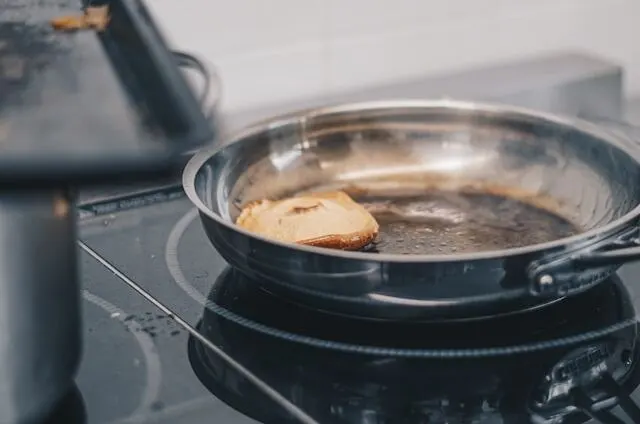 cooking in stainless steel pans tips and tricks
